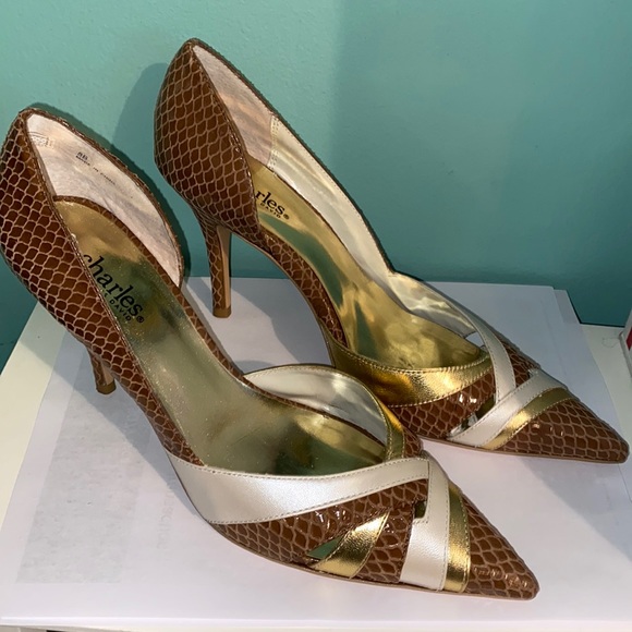 Charles David Brown Snake Skin Pumps heels 8 - Picture 2 of 8